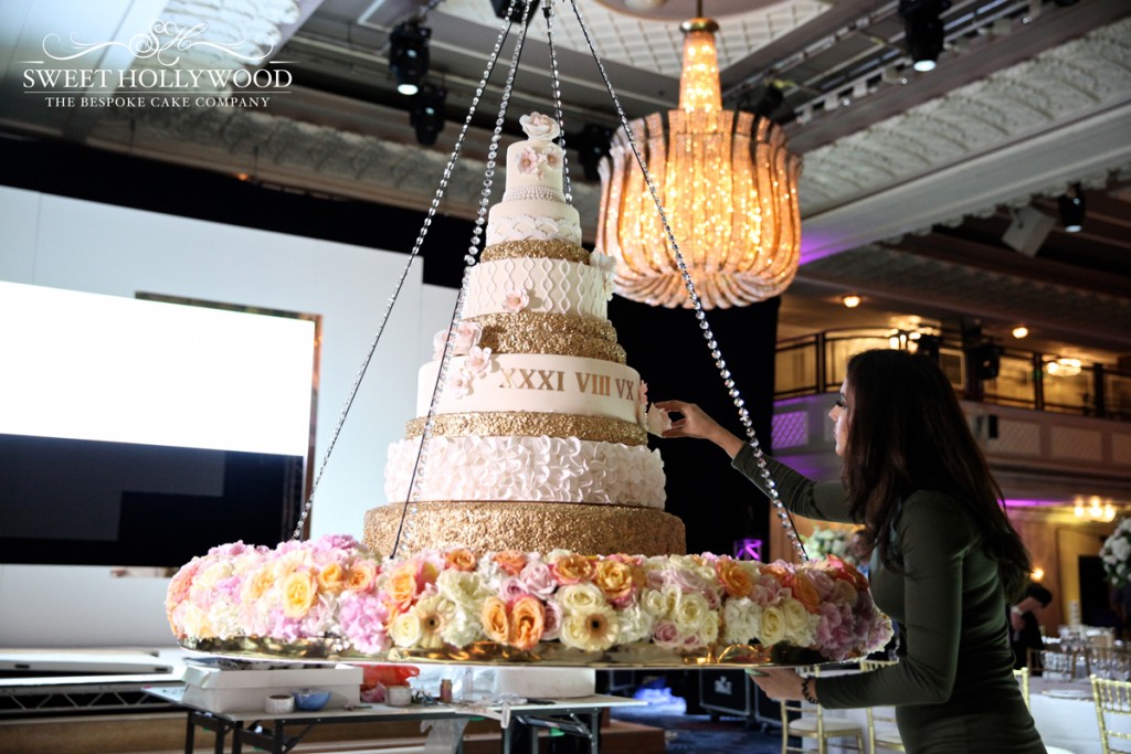 luxury-wedding-cake-1024x683