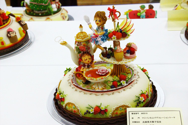 最速 18年ジャパン ケーキショー受賞者作品一覧 1 3 パティシエントマガジン