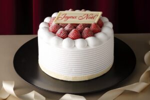 新エクストラスーパーあまおうショートケーキ