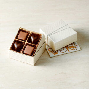 【バレンタイン】ボンボンショコラ４個入り　　　