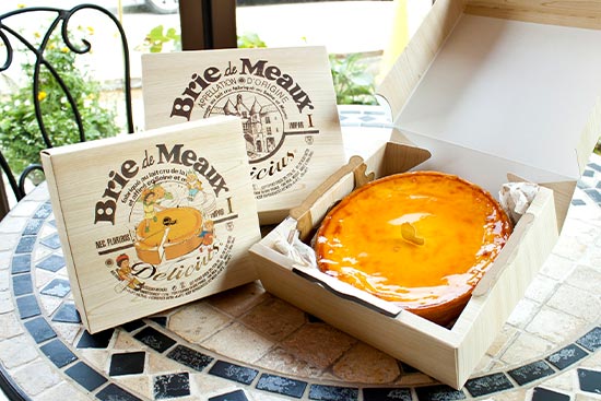 チーズケーキが看板商品の人気店!