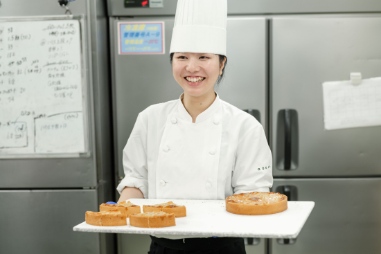 百貨店に並べる生ケーキの製造が中心
