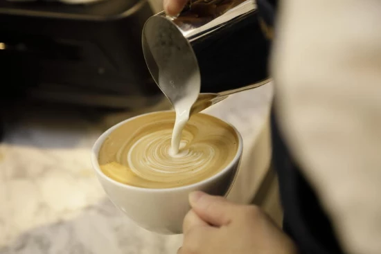 「透明性」「親近感」「品質」がコンセプトのパリ発祥パティスリー・ブーランジェリー