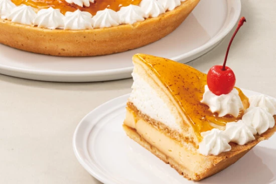 約15種のケーキを1日40～50個製造！