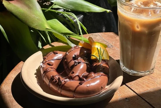 トレンドを発信する、自慢のスイーツとコーヒー