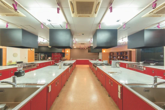 未来のパティシエ・パン職人を育てるお仕事！