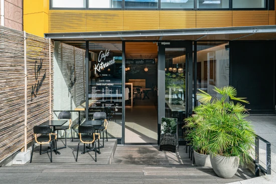 Café Kitsuné 青山店の職場写真
