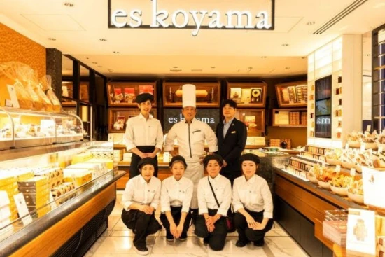 PATISSIER eS KOYAMA（パティシエ エス コヤマ）名古屋タカシマヤサテライト店の職場写真