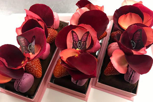 Base株式会社 Patisserie La Page パティスリー ラ パージュ 販売 接客の正社員募集 千葉県船橋市 パティシエント Base株式会社 Patisserie La Page パティスリー ラ パージュ 販売 接客の正社員募集 千葉県船橋市 パティシエント